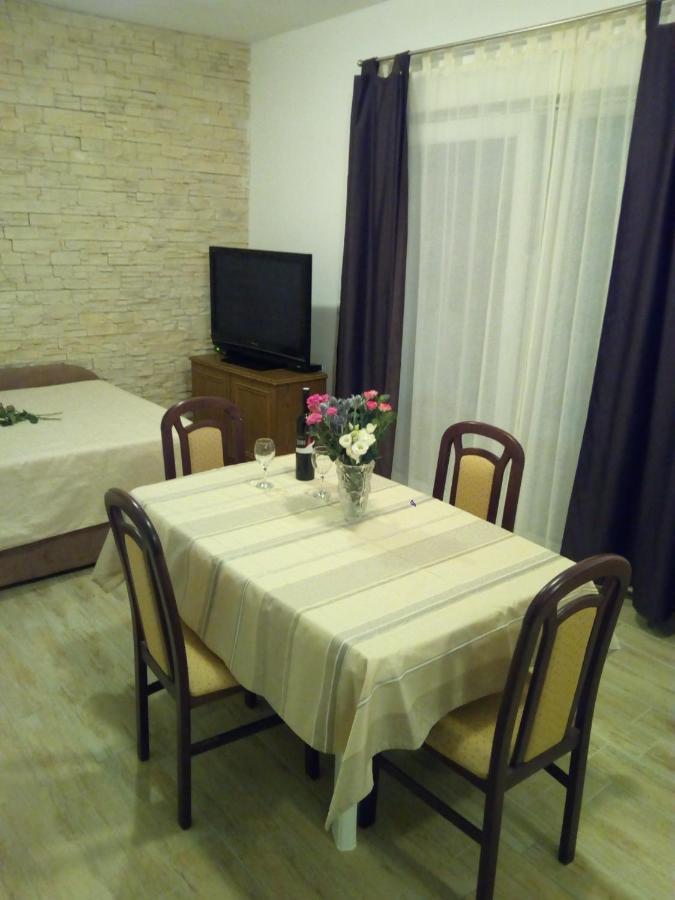 Apartment On The Beach Lokva Rogoznica Zewnętrze zdjęcie