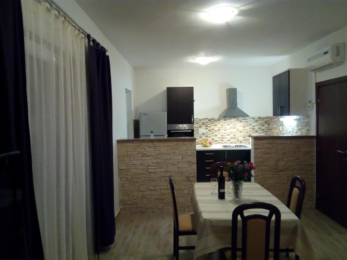 Apartment On The Beach Lokva Rogoznica Zewnętrze zdjęcie